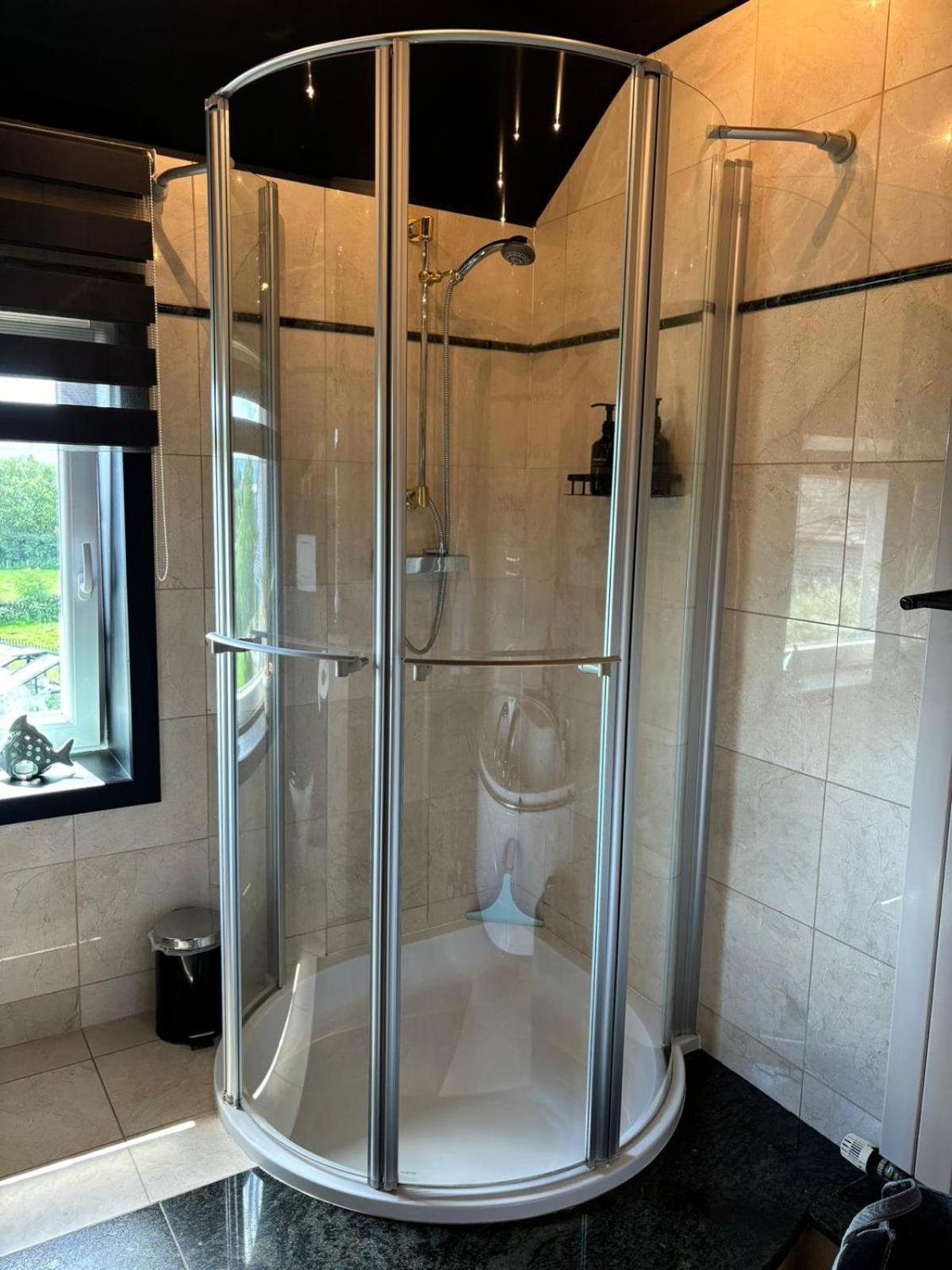 יאלהיי Le Clos Des Bansions מראה חיצוני תמונה